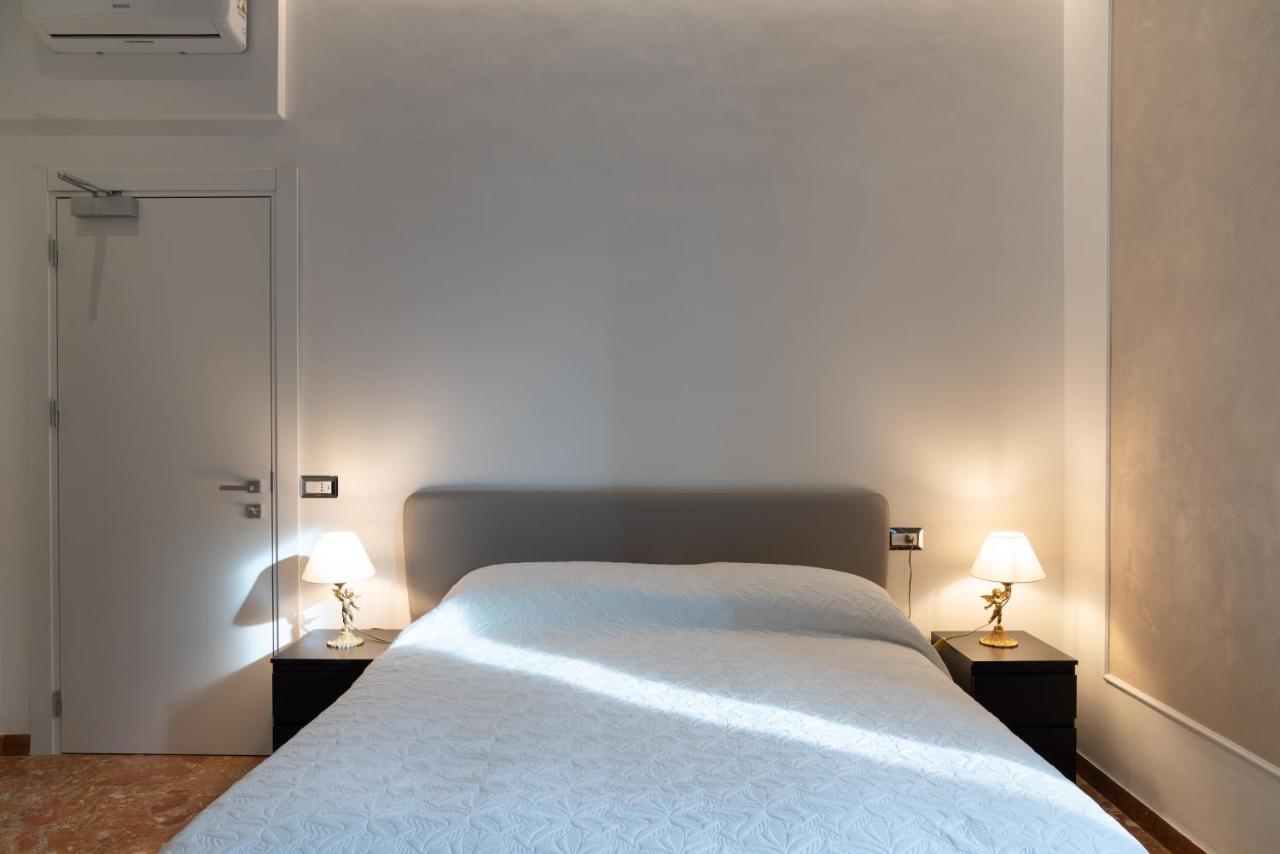Residence Sferisterio Мачерата Екстериор снимка