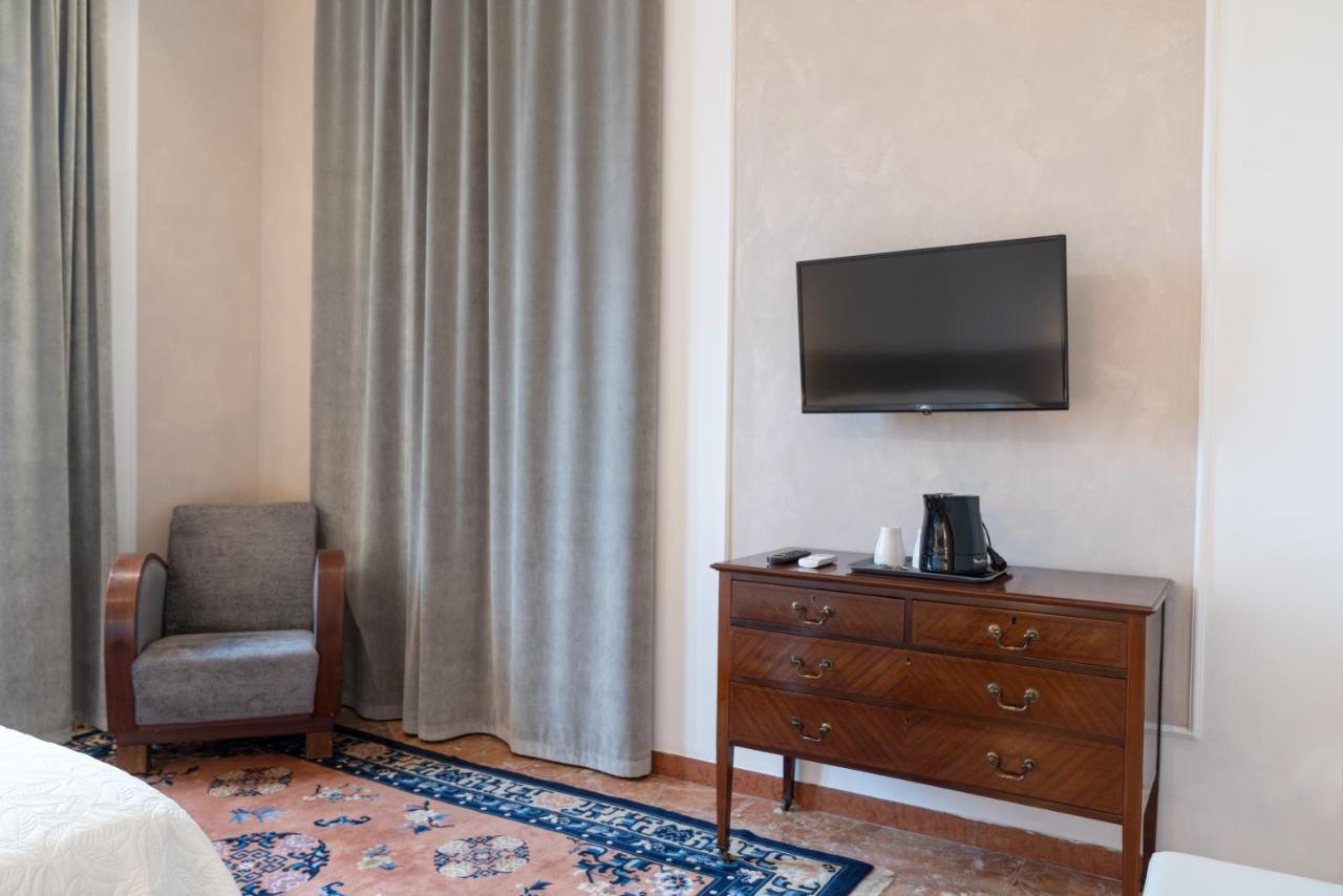 Residence Sferisterio Мачерата Екстериор снимка